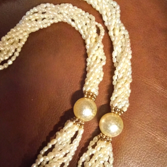 Vintage Multi strand freshwater pearl necklace - Picture 2 of 3